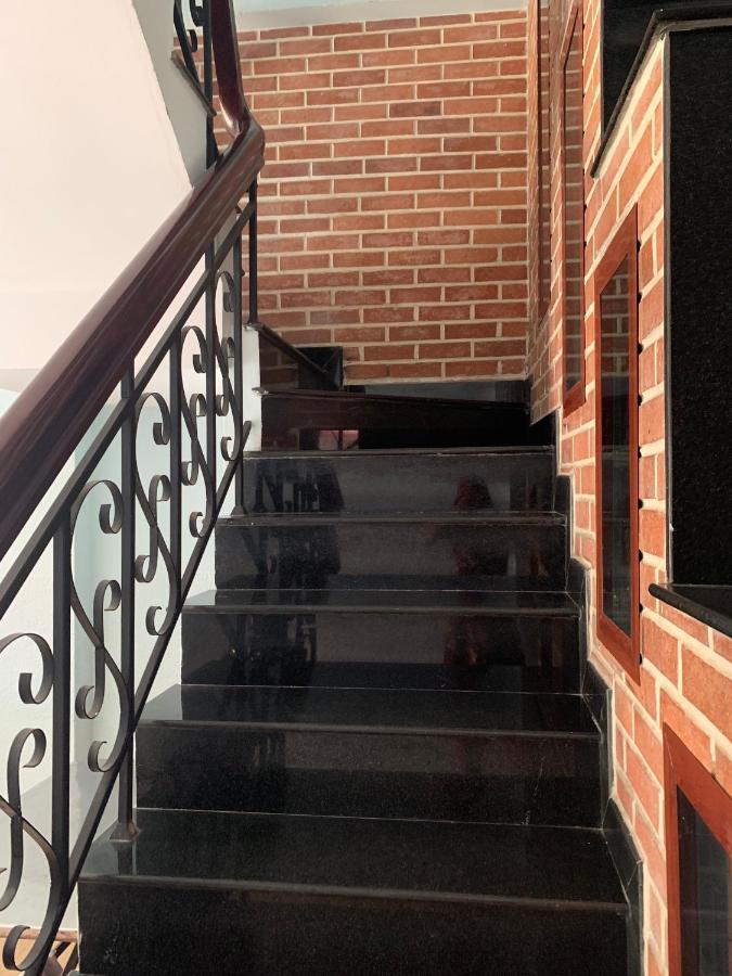 Lucky Homestay Sai Gon Airport & Gan Benh Vien 175 Ho Şi Min Dış mekan fotoğraf
