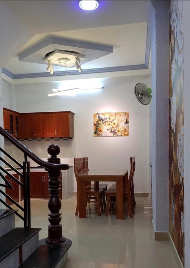 Lucky Homestay Sai Gon Airport & Gan Benh Vien 175 Ho Şi Min Dış mekan fotoğraf